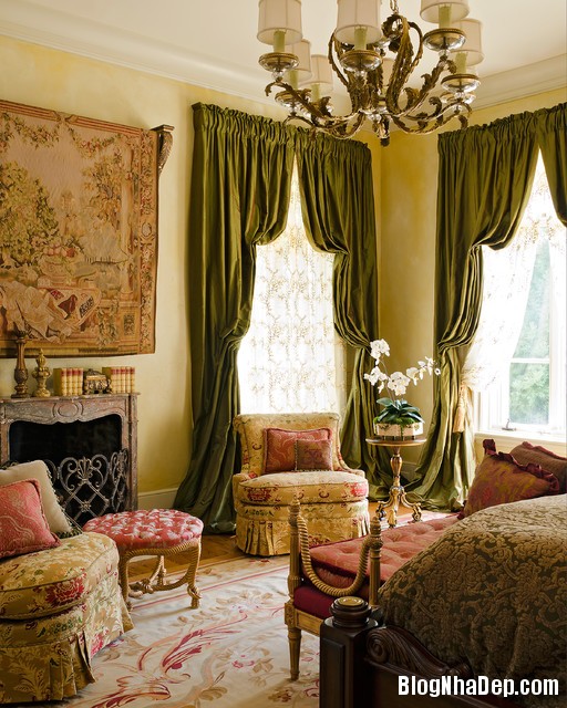 f36f85a84e118bad12b92c5eedf8c3a9 Phòng ngủ xinh đẹp mang phong cách Victorian