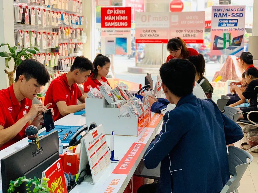 Các địa chỉ sửa iPhone giá rẻ uy tín lấy liền tại Hà Nội